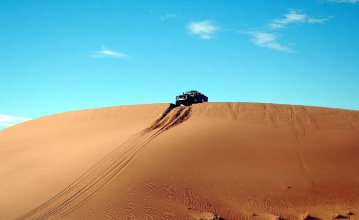 tour from Casablanca to Chefchaouen and Sahara